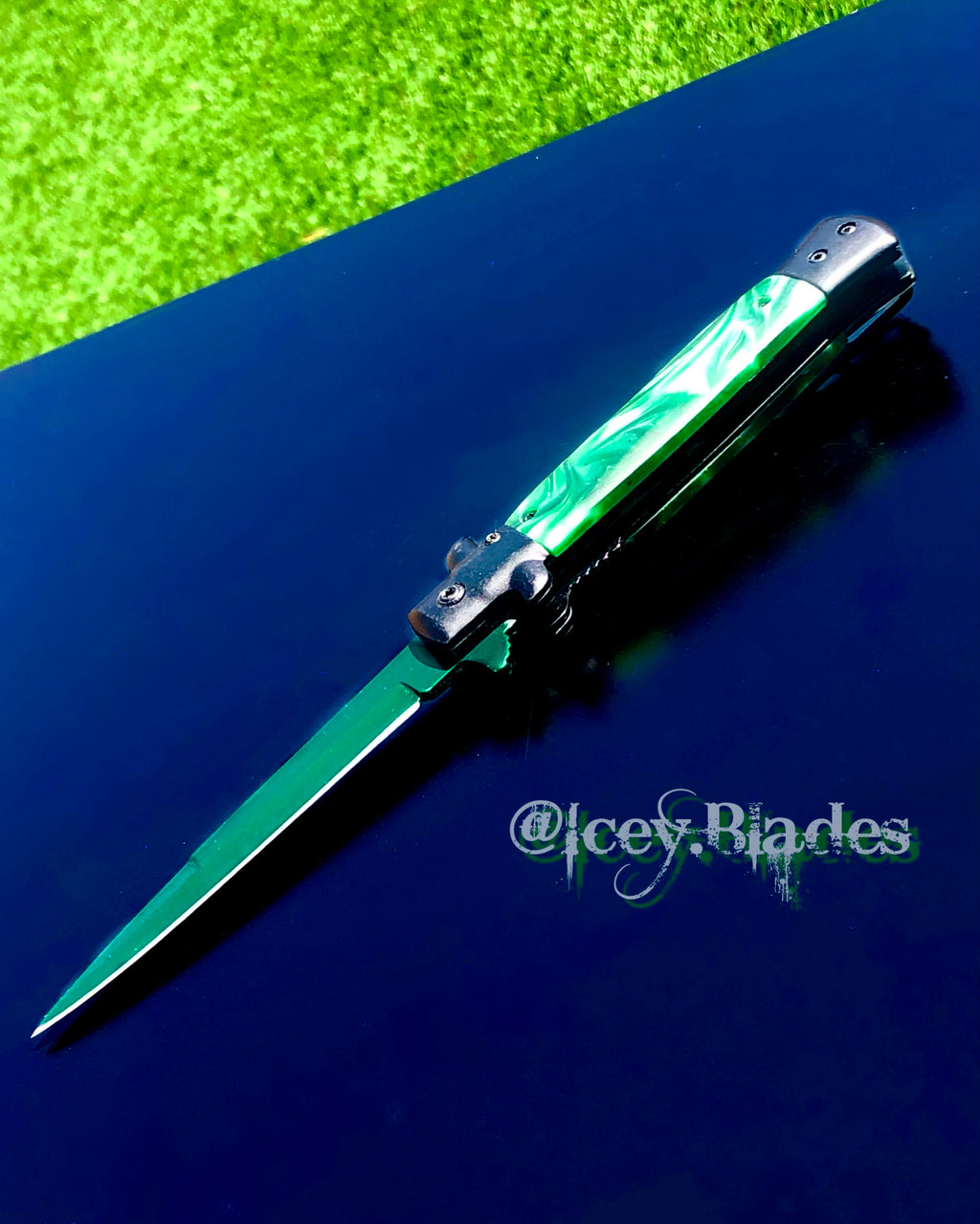 Emerald Stiletto
